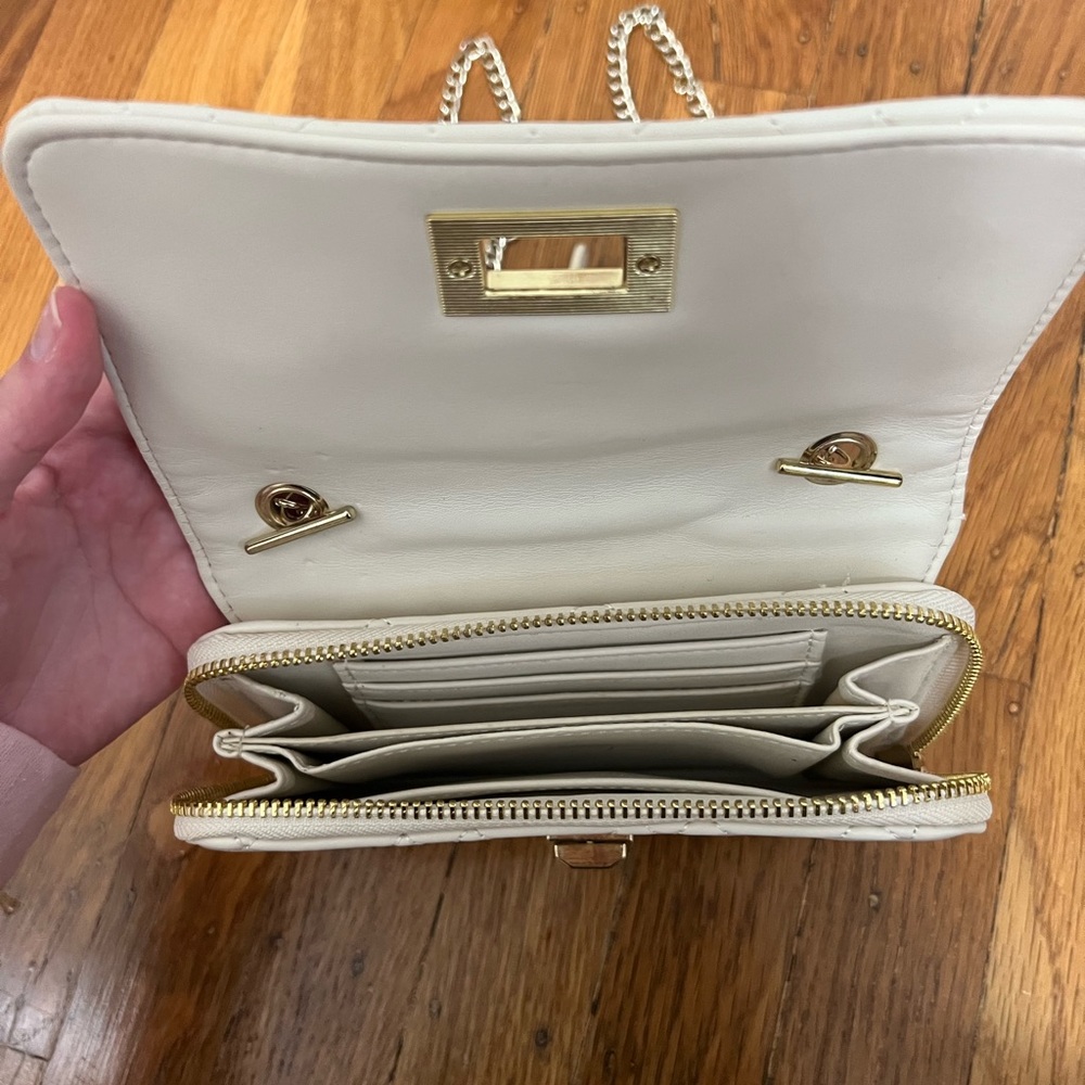 crossbody purse - Picture 2 of 2